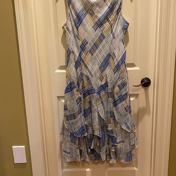 Signature by Robbie Bee Chiffon Column Dress With Ruffles On Bottom. Size 20W - Picture 2 of 4
